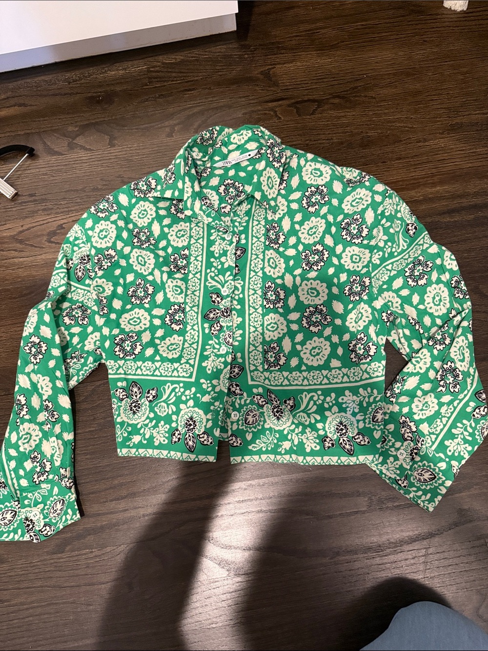 Zara Green White Floral Button-Down Shirt